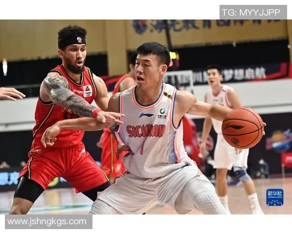 深圳篮球队区域防守解析：深度剖析战术与执行力的完美结合